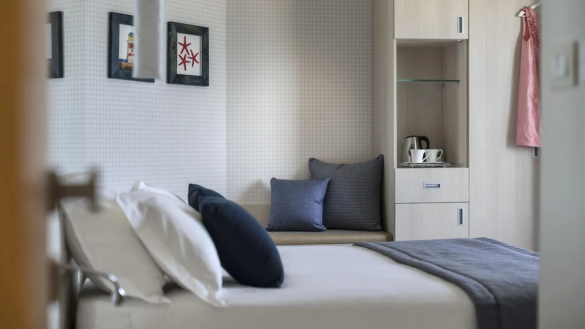 Hotel Nautico Ριτσόνε 4*,