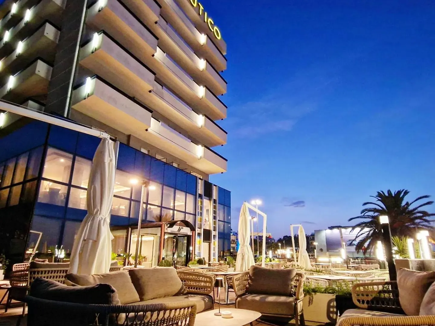 Hotel Nautico Ριτσόνε