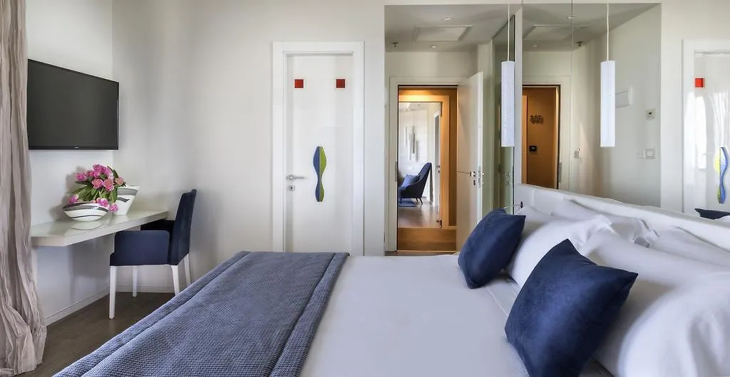 Hotel Nautico Ριτσόνε 4*,  Ιταλία