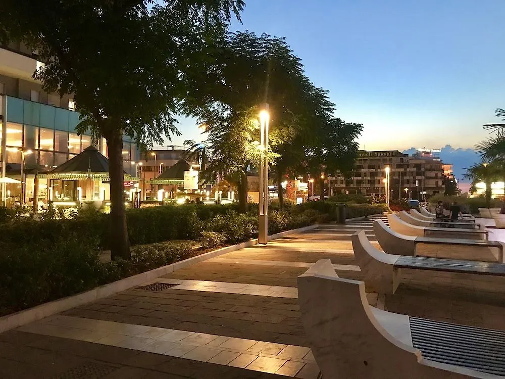 Hotel Nautico Riccione Italien