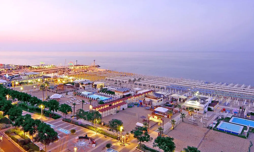 ריצ'יונה Hotel Nautico 4*,  איטליה